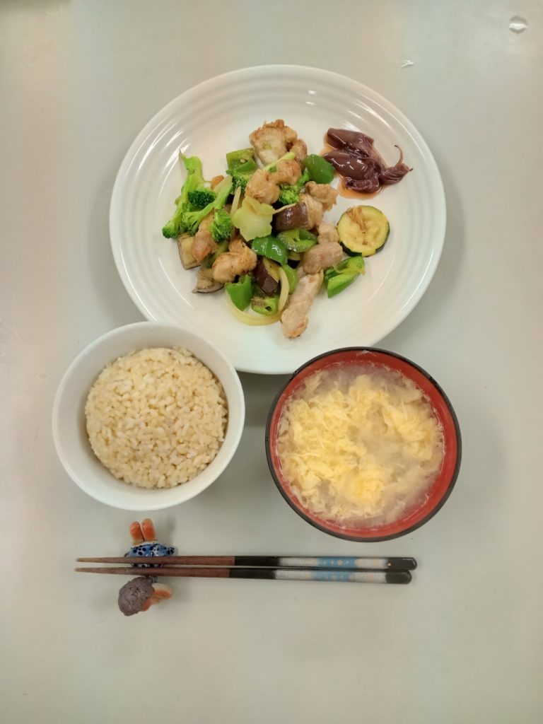 六宝菜、ホタルイカの沖漬け、ご飯、酸辣湯