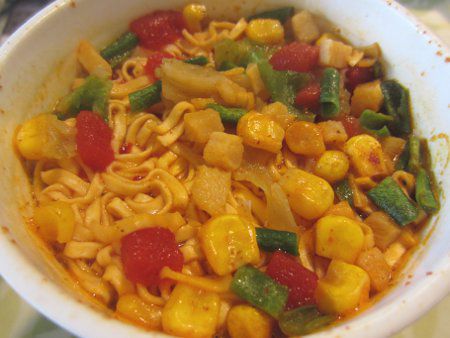 Jbvk[hE`g}g(cup noodle'Chili tomato'