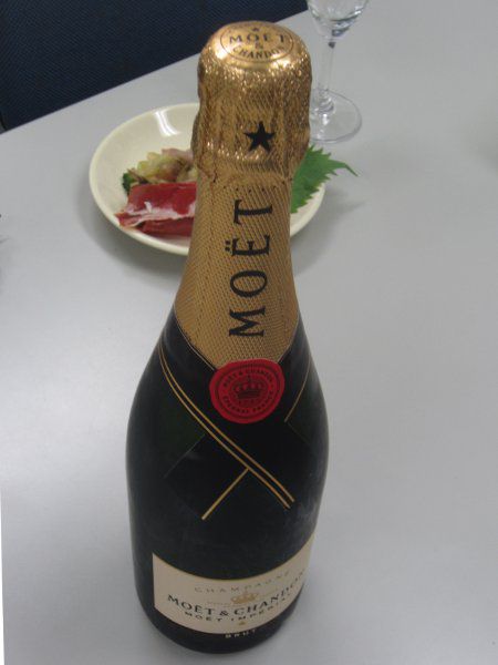 MOET